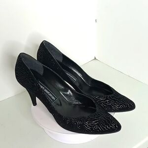 Stuart Weitzman Embossed Suede High Heel Pumps -Made in Spain- Black - 9 B